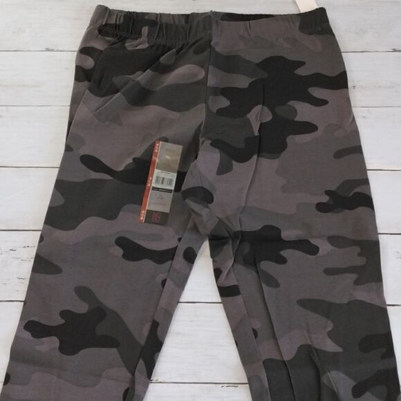 Women's Juniors Camo Leggings Pants Size M 7/9 - Picture 3 of 4